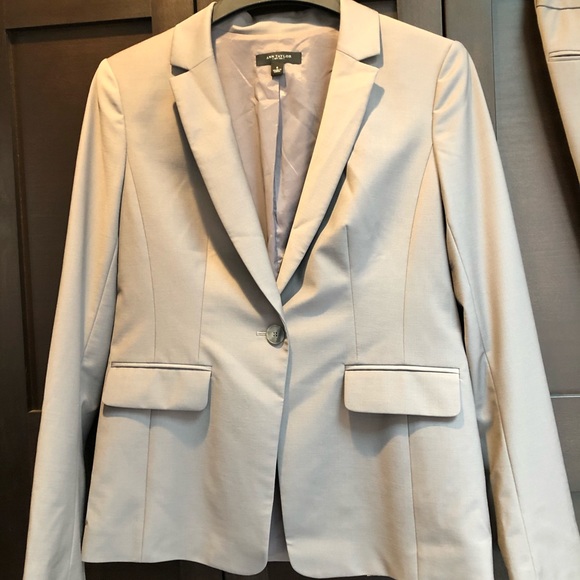 Suit 2-piece - Ann Taylor - Picture 2 of 4